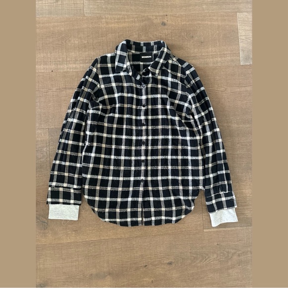 monrow plaid flannel button down shirt - Picture 1 of 5